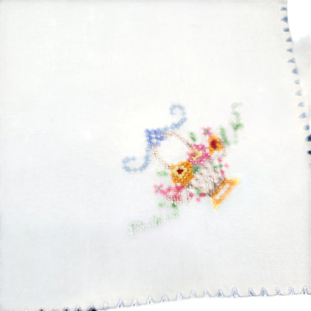 Vintage Cloth Napkins White Floral Cross Stitch Vintage Cottagecore‎ Oriental